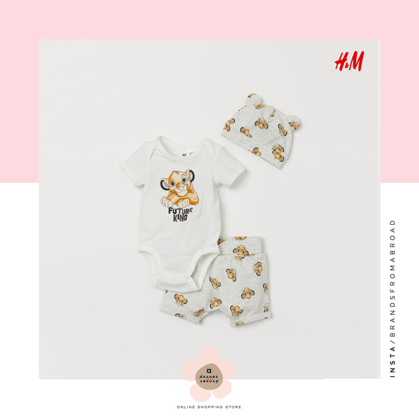 H&M Disney organic 3-piece set Loin Future king