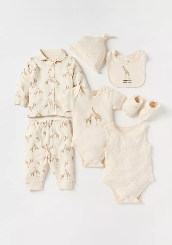 Juniors 8-Piece Clothing Set -Starter Set Beige