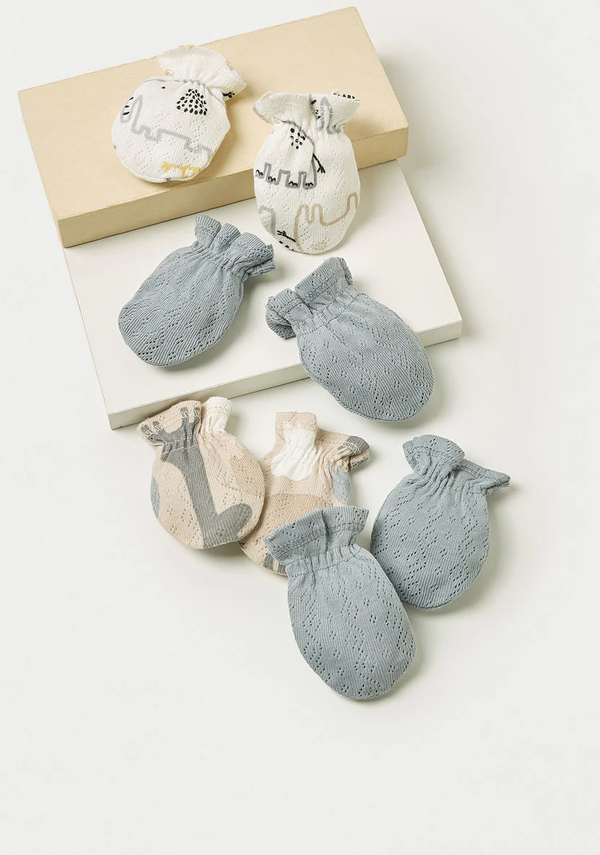 Juniors Assorted Mittens - Set of 4
